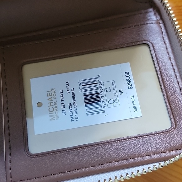 Michael Kors Jet Set Travel Large Continental Wallet, Vanilla - Picture 8 of 8